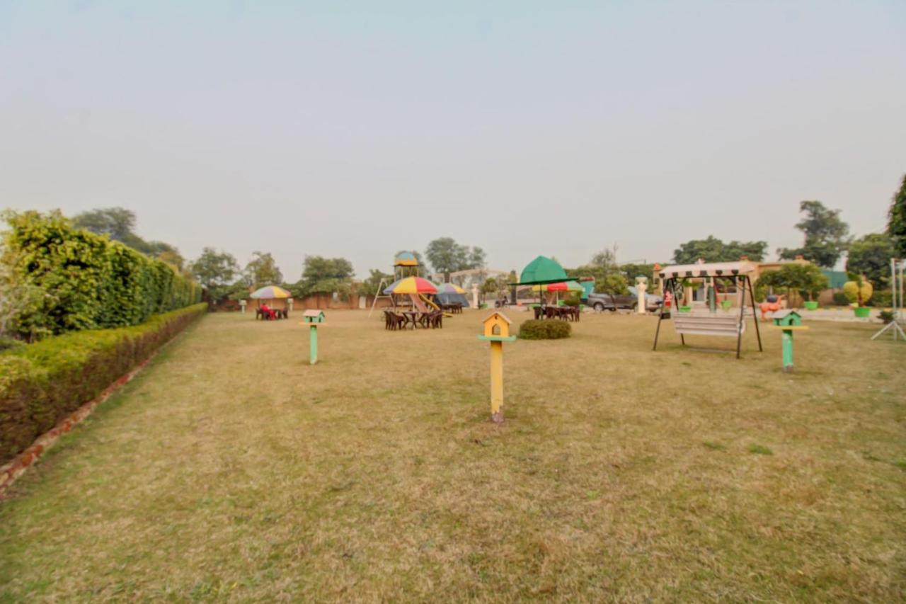 Elegance Resort Mathura Kültér fotó